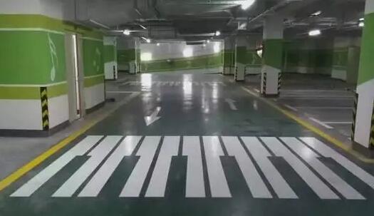 多伦仓库划线